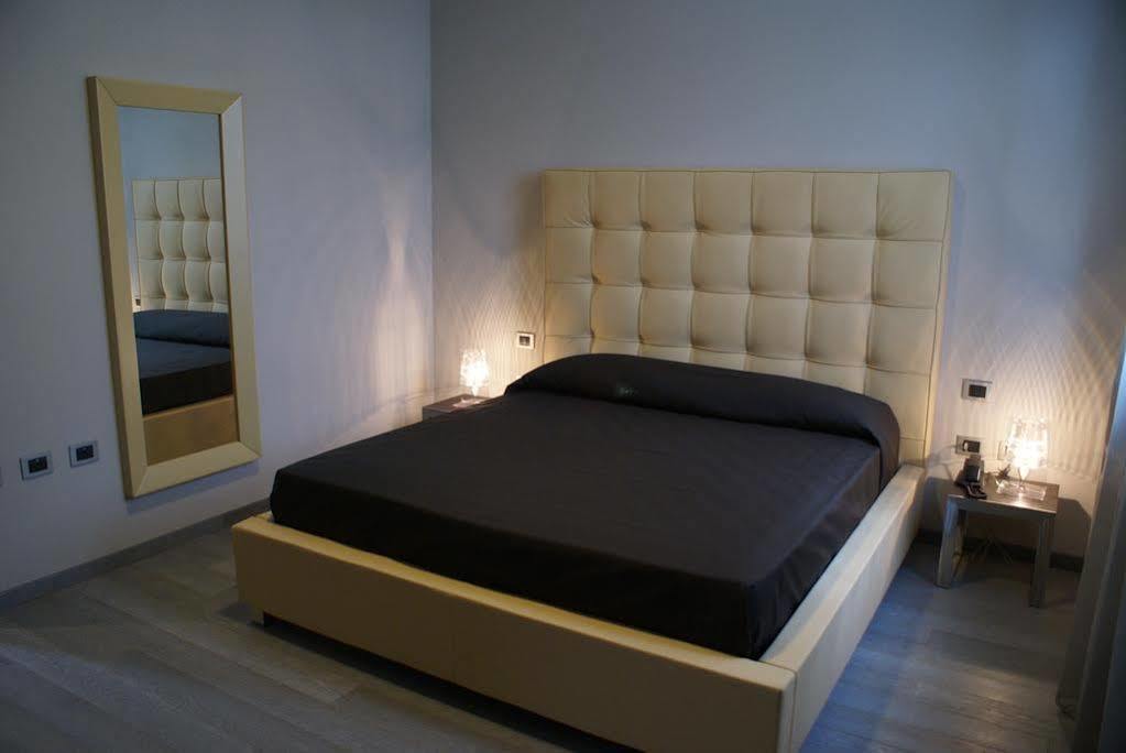 Blue Hotel ซุสซารา ภายนอก รูปภาพ