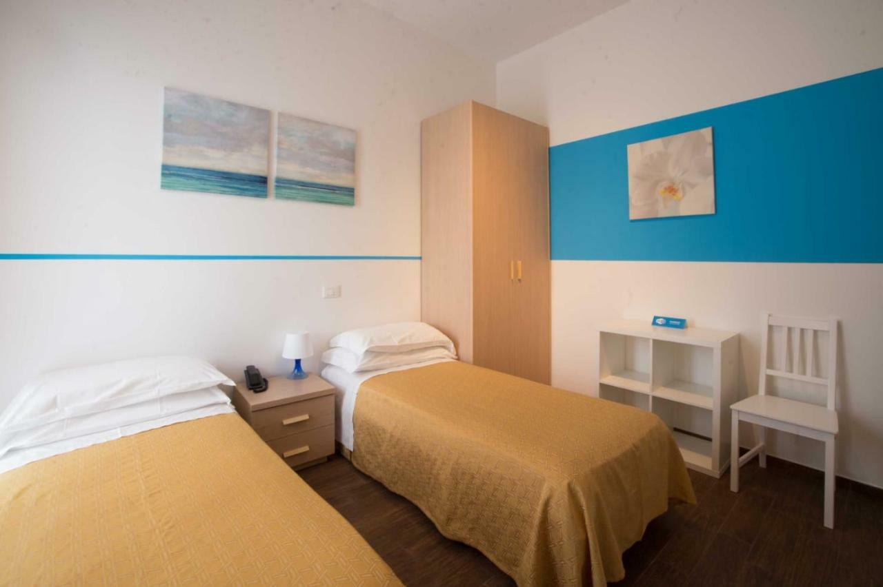 Blue Hotel ซุสซารา ภายนอก รูปภาพ