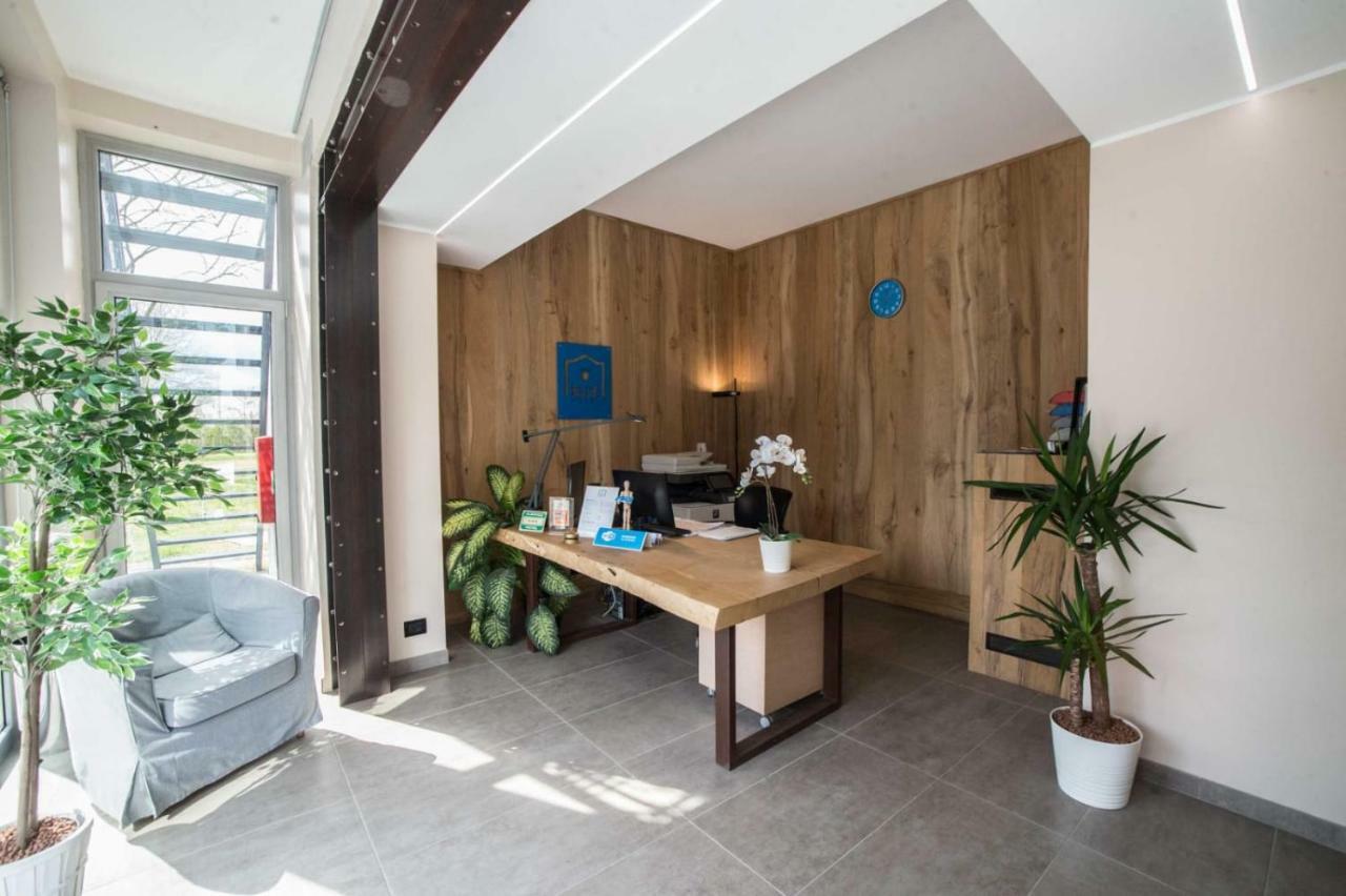 Blue Hotel ซุสซารา ภายนอก รูปภาพ